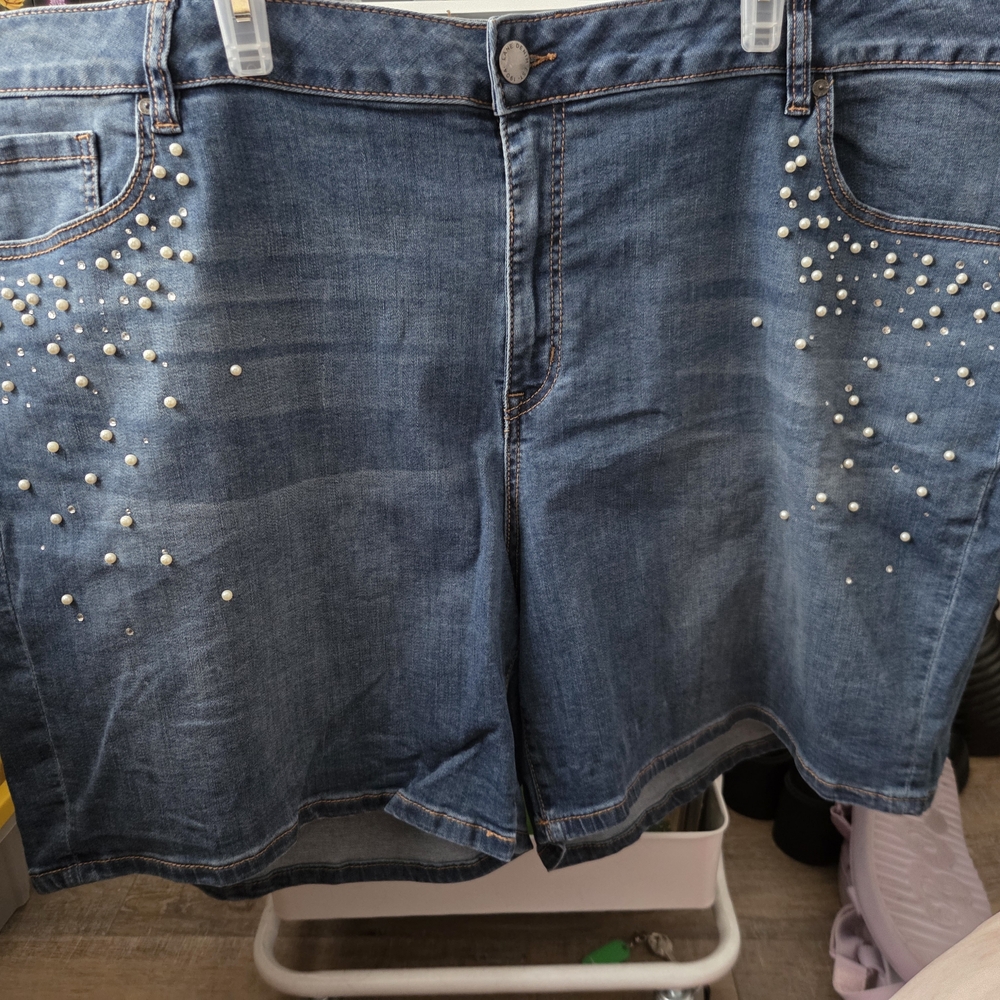 Lane Bryant Essential Stretch Denim Shorts